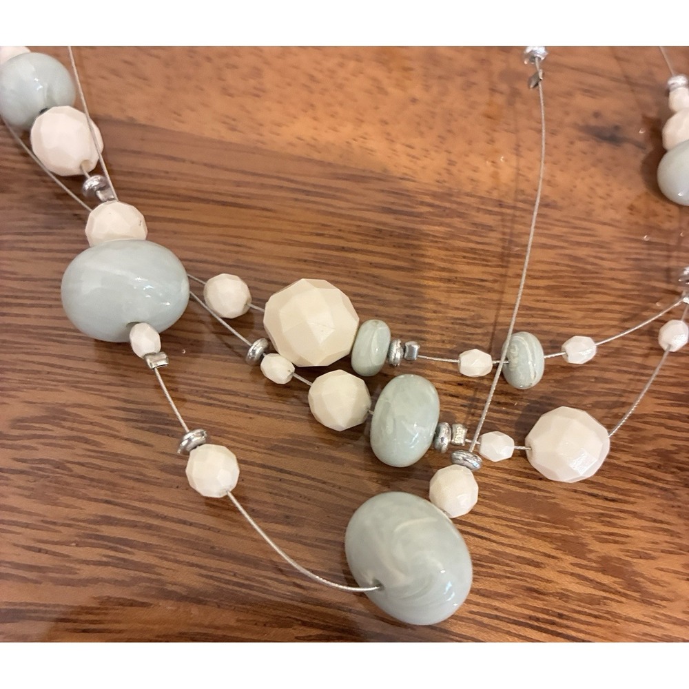 Beautiful Blue & White Multi Strand Beaded Necklace & Earring Set Coastal Boho - Picture 8 of 12